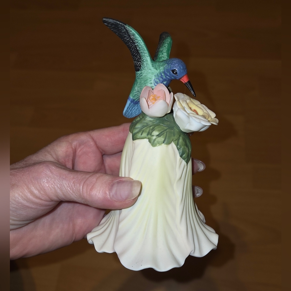 Vtg Nature's Song Porcelain Hummingbird Bell From Russ